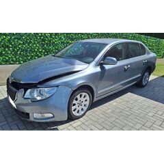 Vůz na náhradní díly Škoda Superb 2 sedan 2009 CBBB LQT LF8L