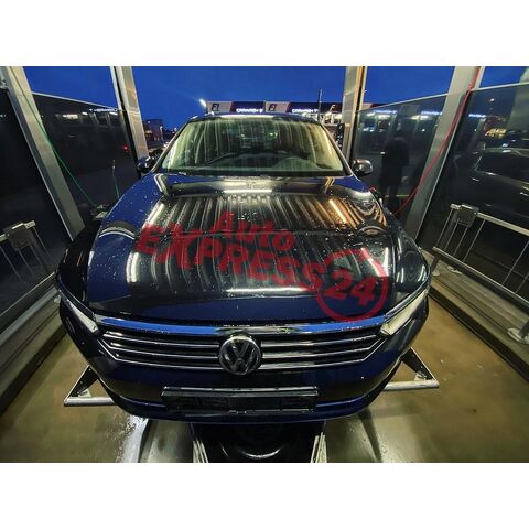 Vůz na náhradní díly VW Passat B8 sedan 2016 CZEA QXC LC9X