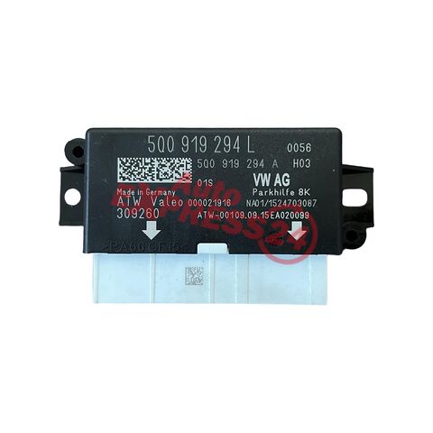 VW Passat B8 sedan r.v. 2016 řídící jednotka parkovacího asistenta 5Q0919294L