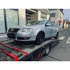 Vůz na náhradní díly VW Passat B6 kombi 2007 BMP JLR LA7W