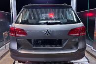 Vůz na náhradní díly VW Passat B7 kombi 2011 CFFB LNZ LA8X