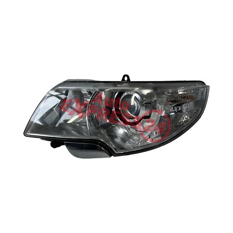 Škoda Superb 2 kombi r.v. 2011 levé přední světlo xenon 3T1941017E jednotky 7L6941329B 3T1941015E 5DV009000-00