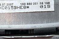 VW Passat B6 kombi r.v. 2006 černá palubní deska