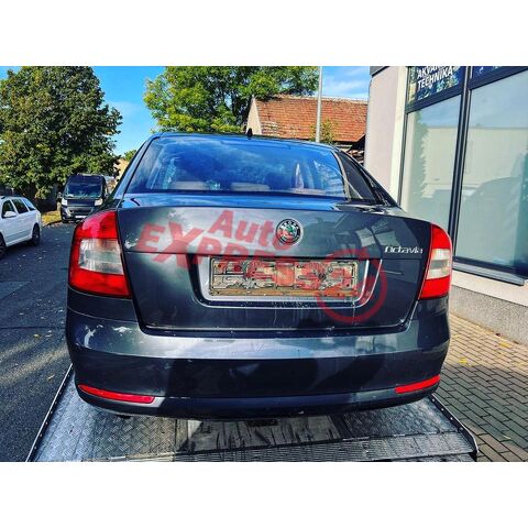Náhradní díly Škoda Octavia 2 FL sedan 2011 CAYC LHW LF8J