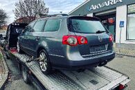 Veškeré náhradní díly VW Passat B6 kombi 2006 BMR HYC LA7T