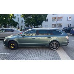 Vůz na náhradní díly Škoda Superb 2 kombi 2013 CFGB PBE LF6Q