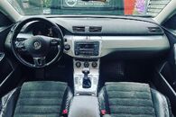 Veškeré náhradní díly VW Passat B6 kombi 2010 CBAB LQV LC7Z