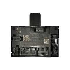 VW Passat B8 kombi r.v. 2015 řídící jednotka dveří 5Q4959593D 5Q0959593B