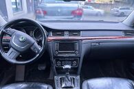 Vůz na náhradní díly Škoda Superb 2 sedan 2009 CBBB KPS LF8H