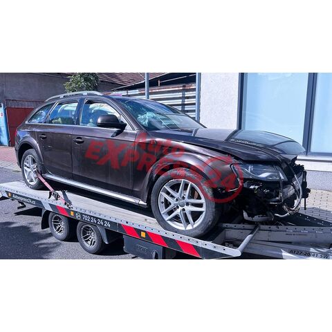 Vůz na náhradní díly Audi A4 B8 8K avant allroad 2010 CAHA KLV LZ8W