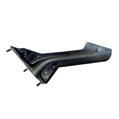 Audi Q5 8R r.v. 2010 pravý držák blatníku 8R0821136