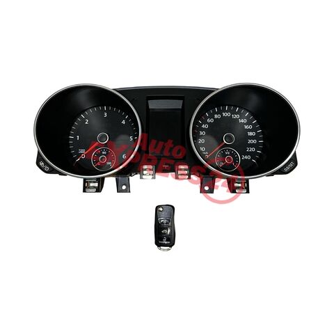 VW Golf 6 kombi r.v. 2013 naftové budíky 5K0920873A