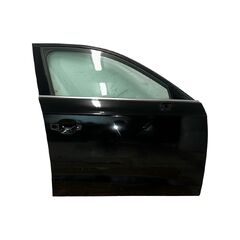 Audi A3 8V Sportback r.v. 2016 černá metalíza kód barvy LY9B pravé přední dveře