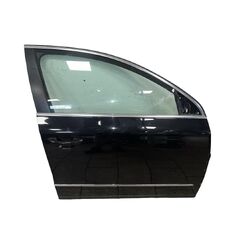VW Passat B6 kombi r.v. 2009 černá metalíza kód barvy LC9X pravé přední dveře