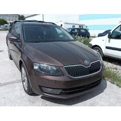 Vůz na náhradní díly Škoda Octavia 3 kombi 2014 CKFC PFL LF8Z