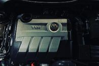 Veškeré náhradní díly VW Passat B6 kombi 2010 CBAB LQV LK7X