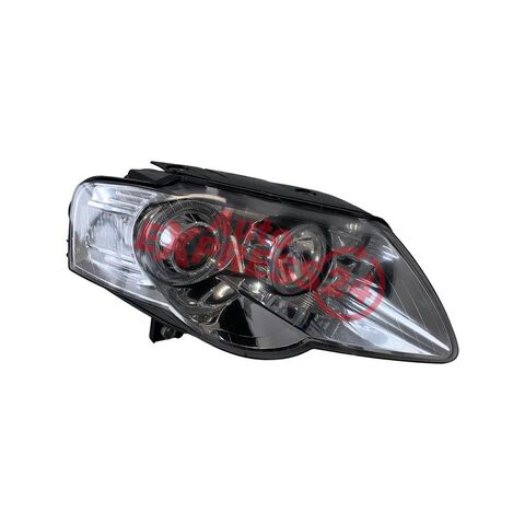 VW Passat B6 sedan r.v. 2010 pravé přední světlo Halogen
