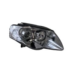 VW Passat B6 sedan r.v. 2010 pravé přední světlo Halogen