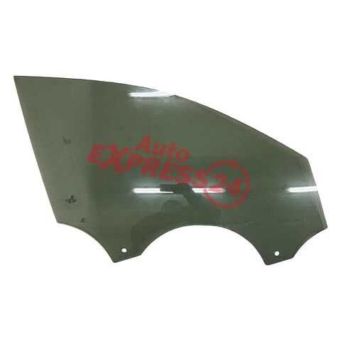 VW Passat B8 kombi r.v. 2015 pravé přední sklo