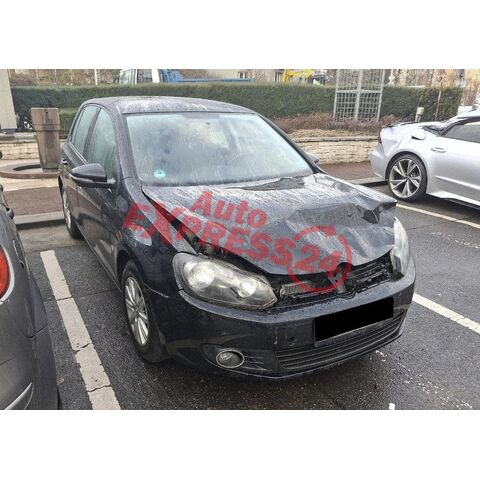 Vůz na náhradní díly VW Golf 6 hatchback 2013 CAYC LHW L041