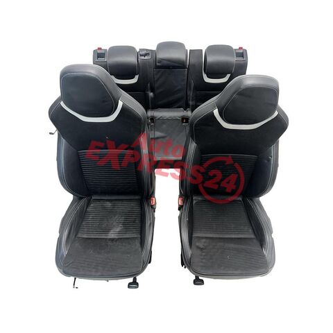 Škoda Octavia 3 RS kombi r.v. 2015 sedačky