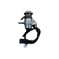 Audi A4 B9 8W S-Line avant r.v. 2017 vstřikovaci tryska AdBlue 4G0131113C