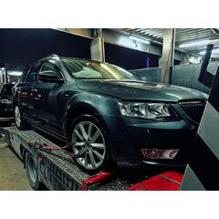 Vůz na náhradní díly Škoda Octavia 3 kombi 2017 CXX SMT LF7Y