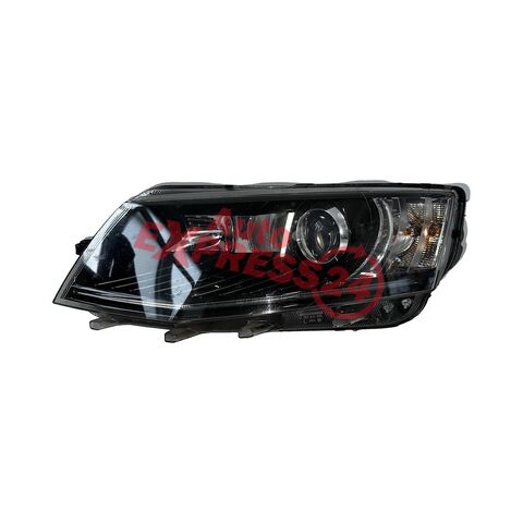 Škoda Octavia 3 kombi r.v. 2017 levé přední světlo xenon 5E1941015B jednotky 8K0941597B 1T0941329B 4G0907697D
