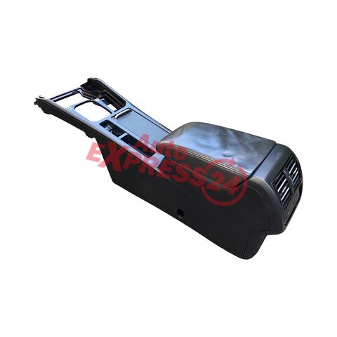 VW Passat B8 kožená loketní opěrka