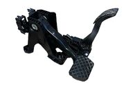 VW Passat B8 sedan R-Line r.v. 2018 pedály 5Q1723503H 5Q1723058BN