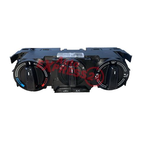 Škoda Fabia 3 kombi r.v. 2016 klimatronik 6V0820045A