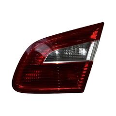 Škoda Superb 2 sedan r.v. 2011 pravé zadní vnitřní světlo 3T5945094