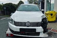 Vůz na náhradní díly VW Passat B7 sedan 2012 CCZB MDL LB9A