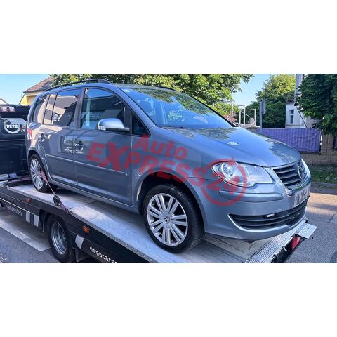 Vůz na náhradní díly VW Touran 1T2 FL 2008 BXE JYK LR7N