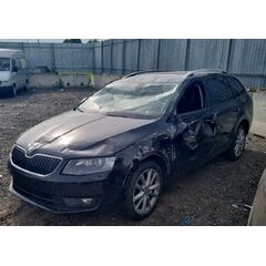 Vůz na náhradní díly Škoda Octavia 3 kombi 2017 CRM PGT LF9R