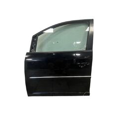 VW Touran 1T2 facelift r.v. 2007 černá metalíza kód barvy LC9X levé přední dveře