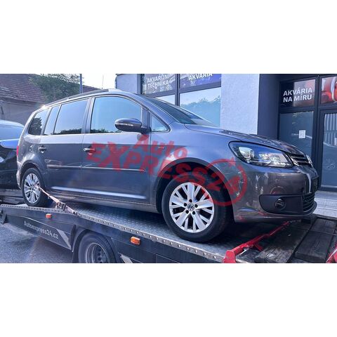 Vůz na náhradní díly VW Touran 1T3 2014 CFHC NGB LD7R