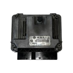 VW Golf 5 kombi r.v. 2008 řídící jednotka motoru BLS KCW 03G906021QJ