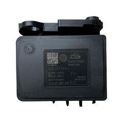 VW Passat B8 kombi r.v. 2015 řídící jednotka ABS 3Q0907379N 3Q0614517N