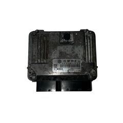 VW Passat B7 kombi r.v. 2014 řídící jednotka motoru CFFB PPY 03L907309AE 03L907309AE