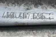 Audi Q7 pravé přední rameno 4M0407696C