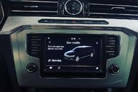 Veškeré náhradní díly VW Passat B8 kombi 2016 CRLB QFZ LC9X