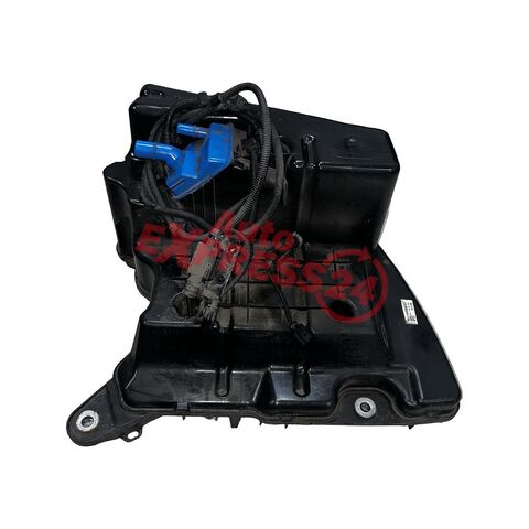 Audi A4 B9 8W S-Line avant r.v. 2017 nádrž AdBlue 8W0131879BB