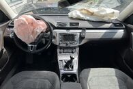 Veškeré náhradní díly VW Passat B7 kombi 2011 CAYC MYP LA8X