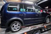 Vůz na náhradní díly VW Touran 1T2 Cross FL 07 BLS JYK LD5Q
