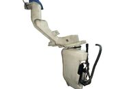 VW Passat B7 kombi r.v. 2013 nádobka na ostřikovače 3AA955453J