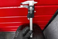 Kola 235/35 R19 letní pneu 4,31mm DOT0220 8,5Jx19H2 ET32 8T0601025F