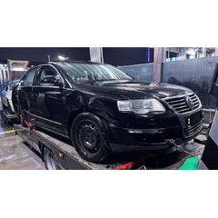 Vůz na náhradní díly VW Passat B6 sedan 2010 CBBB LTD LC9X