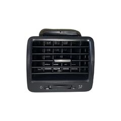 VW Golf 5 GTI hatchback r.v. 2006 pravý ofukovač 1K0819710 1K0819704B