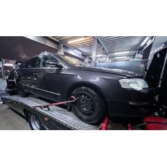 Vůz na náhradní díly VW Passat B6 kombi 2009 BLS JCX LC8Z